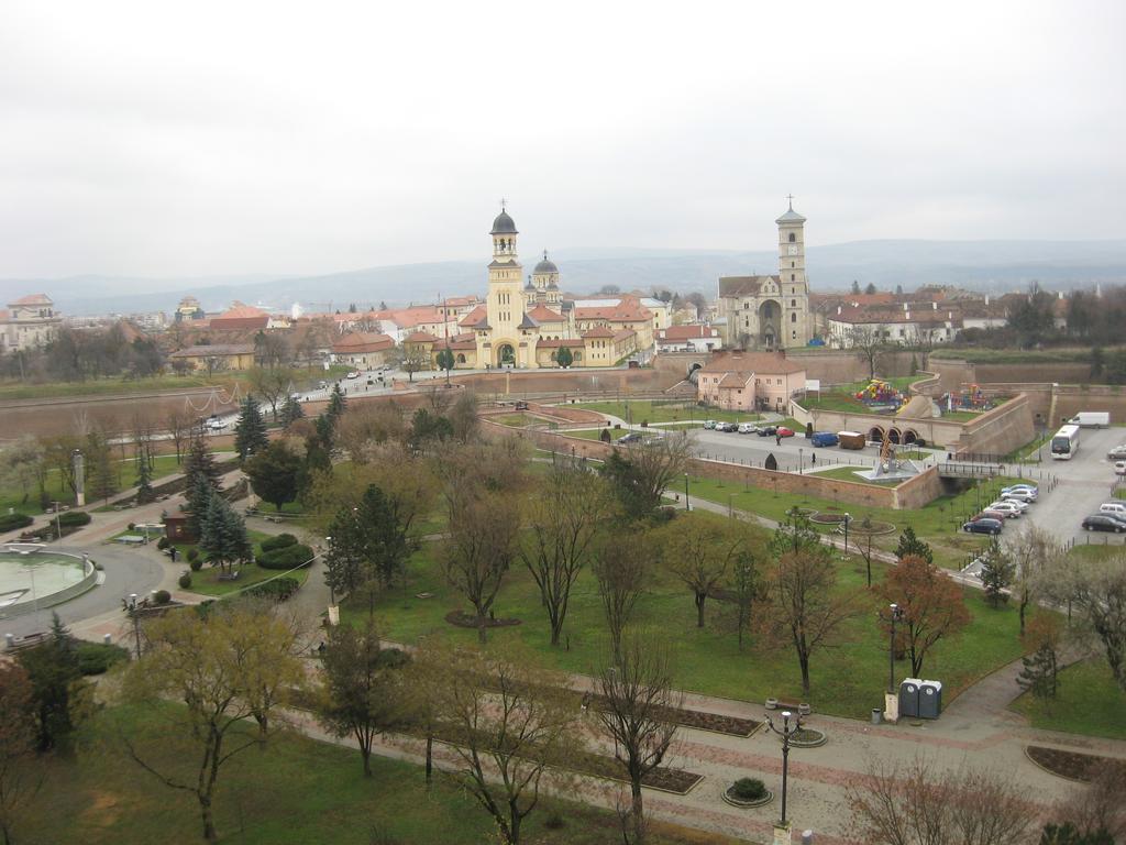 Panoramic Apartment Alba Iulia Eksteriør bilde