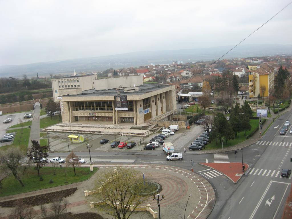 Panoramic Apartment Alba Iulia Eksteriør bilde