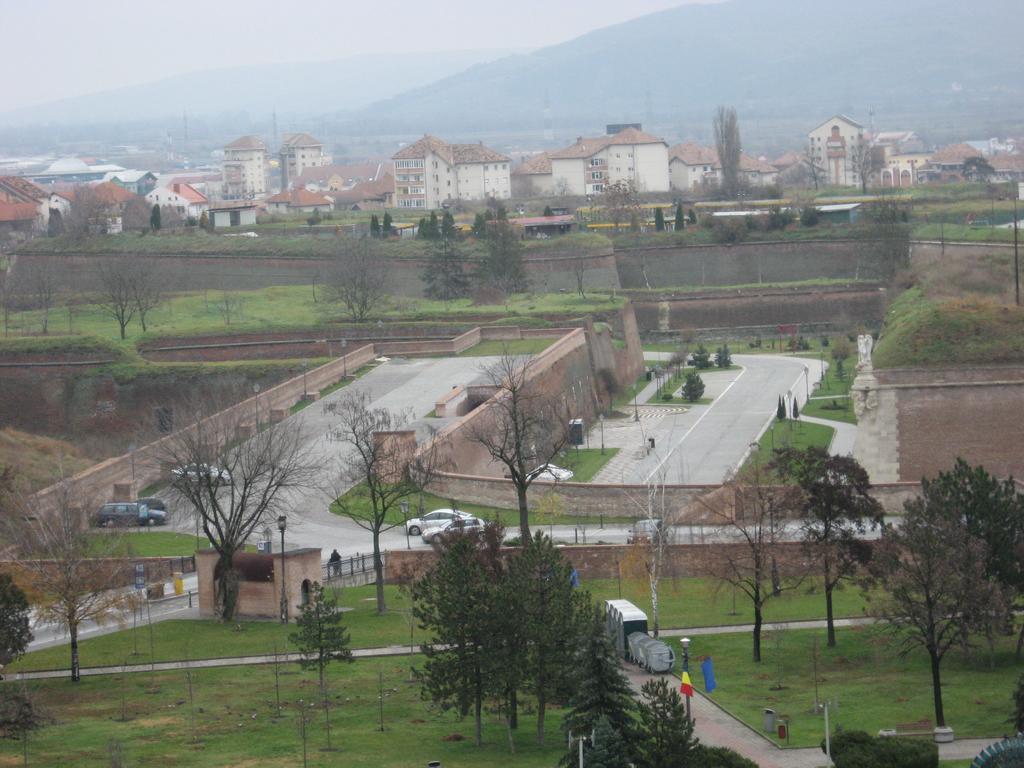 Panoramic Apartment Alba Iulia Eksteriør bilde