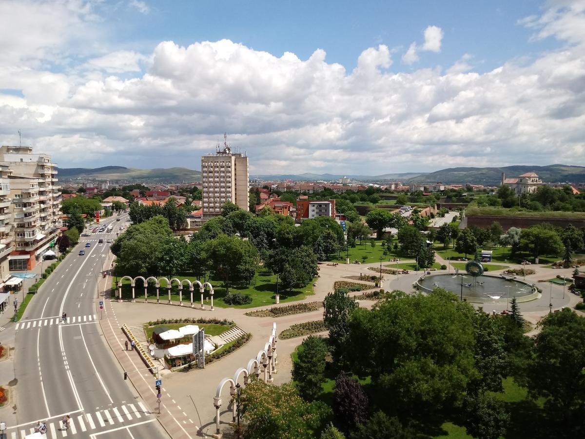 Panoramic Apartment Alba Iulia Eksteriør bilde